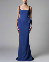 Dark blue crepe dress with waist detail - Vanessa